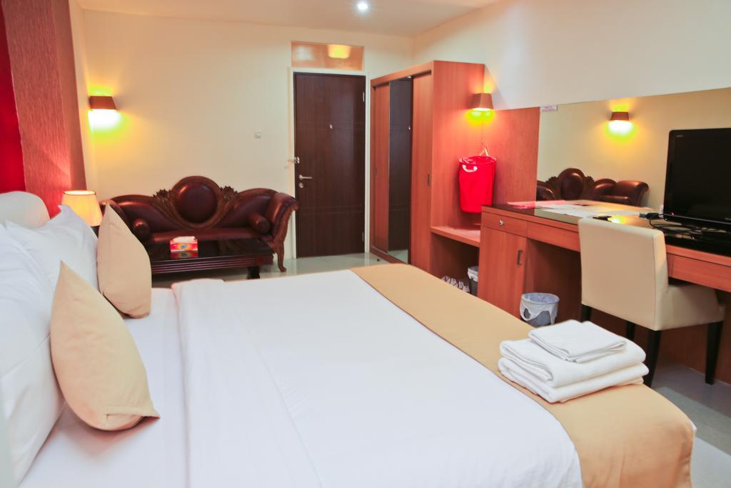 Kyo Serviced Apartment Jakarta Cilandak  Exterior photo